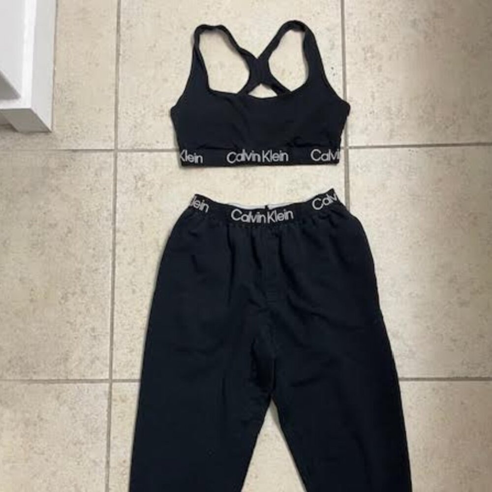 Calvin Klein Loungewear Crop Bra Top and Sweatpants Joggers S M Black